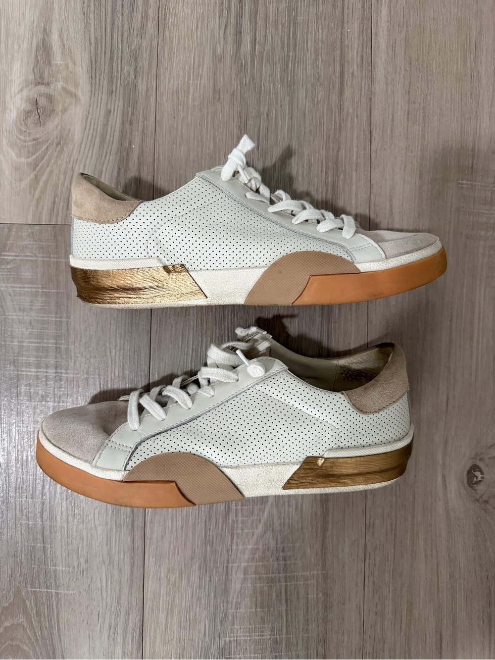 Dolce Vita Zina Sneakers